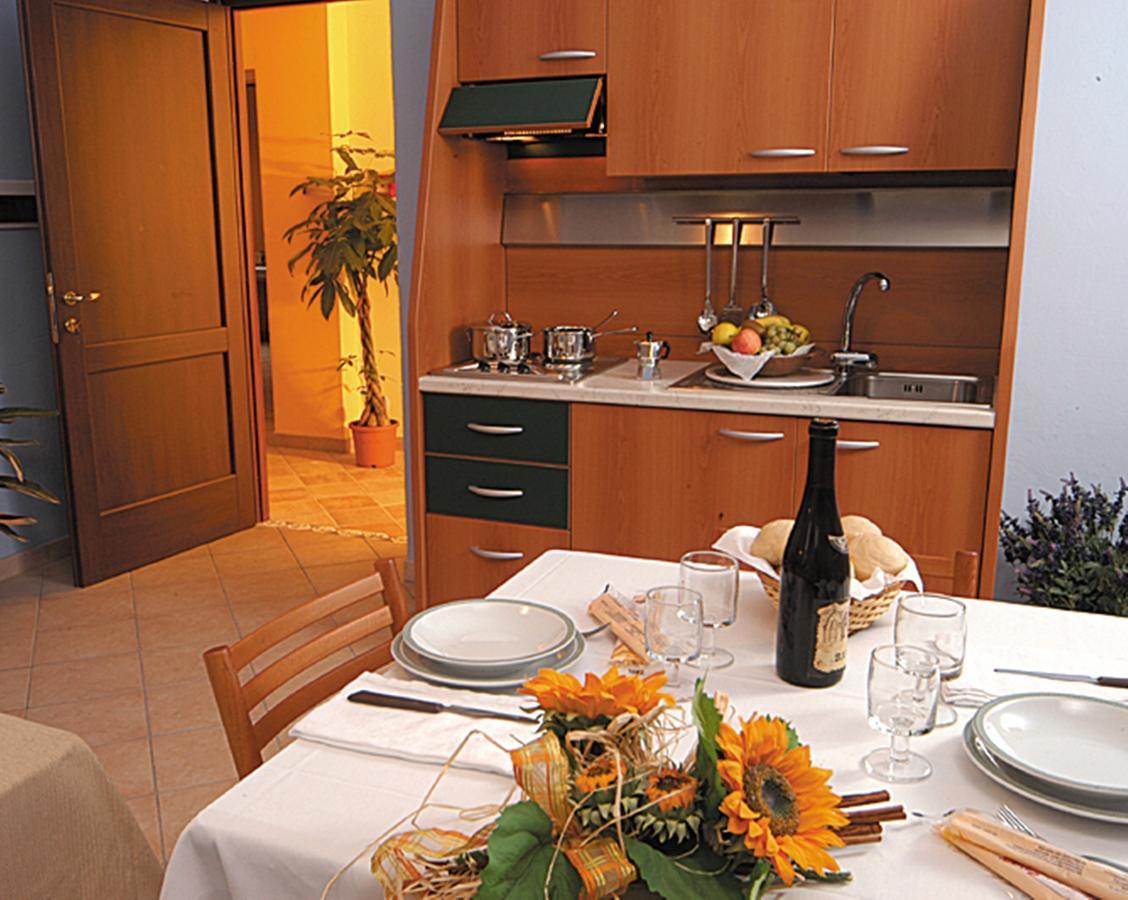 Casa Vacanze Provenzale Torre Pellice Værelse billede